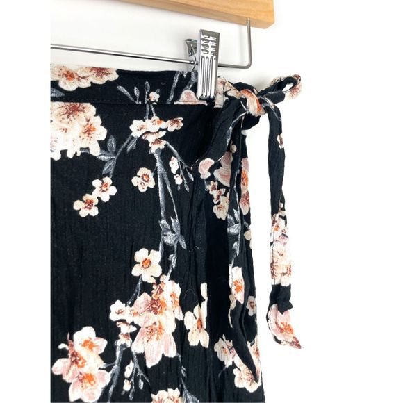 American Eagle Outfitters Hi Lo Floral Wrap Maxi Skirt Sz XS - Picture 5 of 10